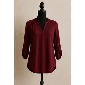 Maurices Burgundy V Neck Roll Tab Sleeve Curved Hem Casual Top Women's Size‎ S
